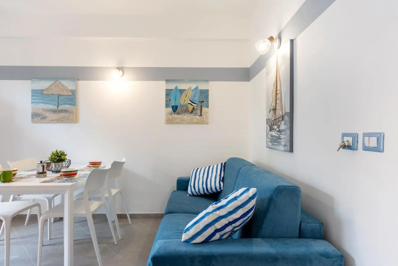La Casa Di Tobia & Little Paradise Beach Apartments Giardini Naxos