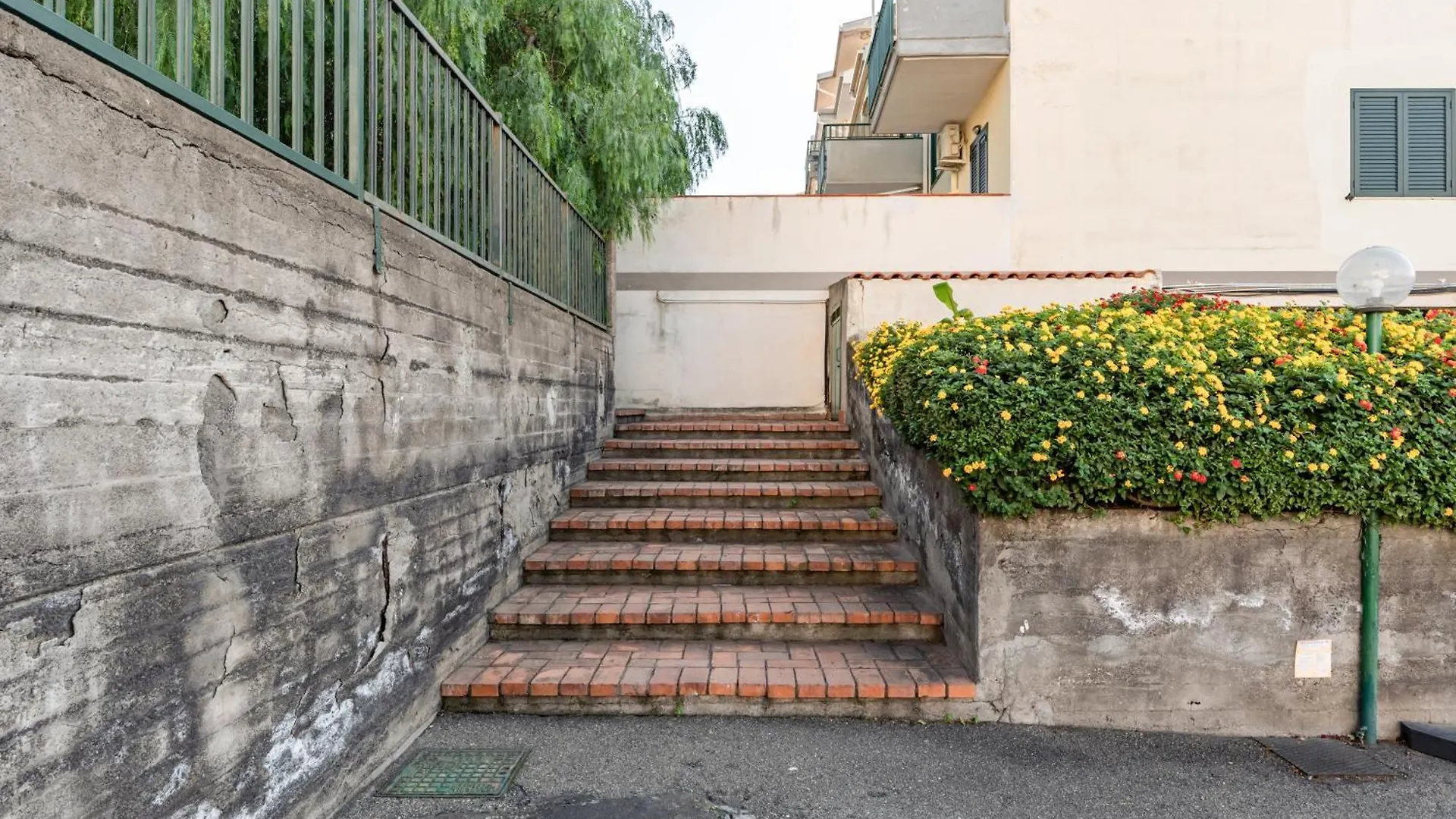 La Casa Di Tobia Central Flat near the Sea Giardini Naxos Appartamento